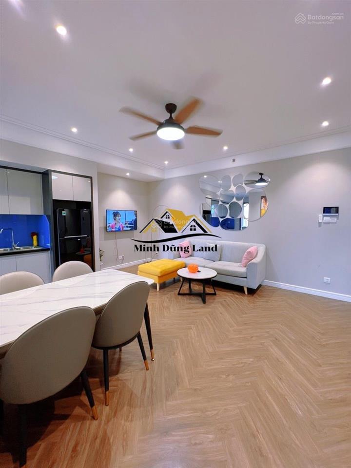 Cho thuê altara residences quy nhơn 2pn 2wc  căn góc tầng trung, cao  view biển  full nội thất