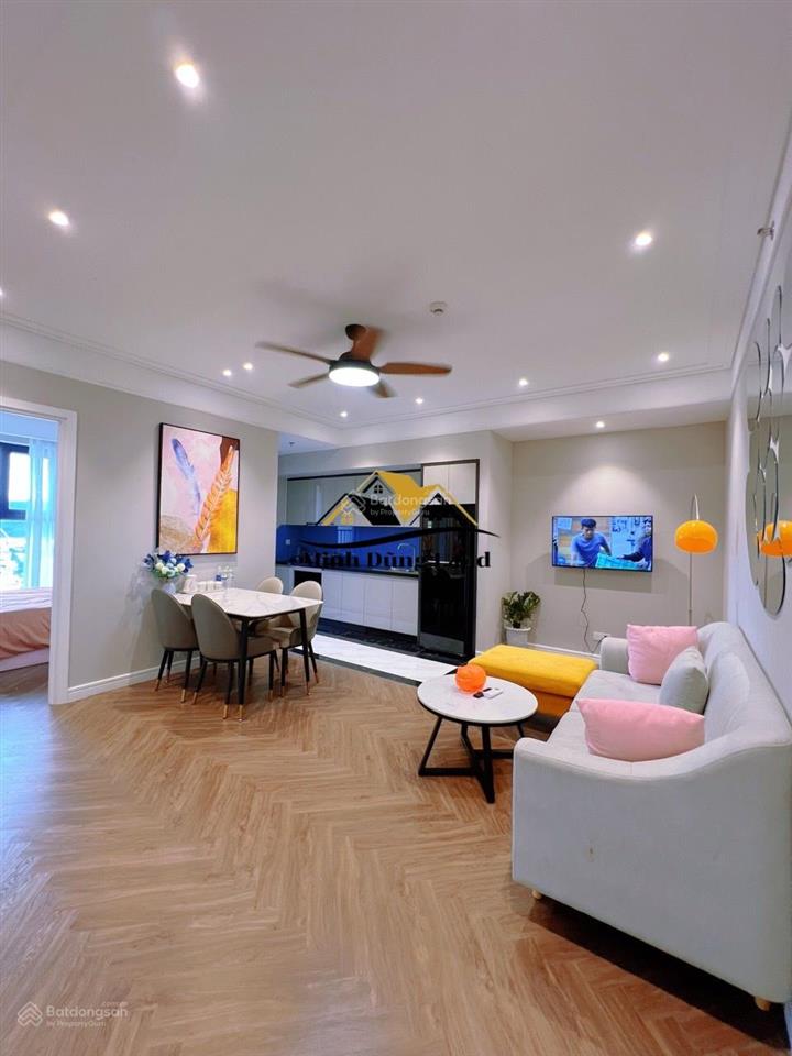 Cho thuê altara residences quy nhơn 2pn 2wc  căn góc tầng trung, cao  view biển  full nội thất