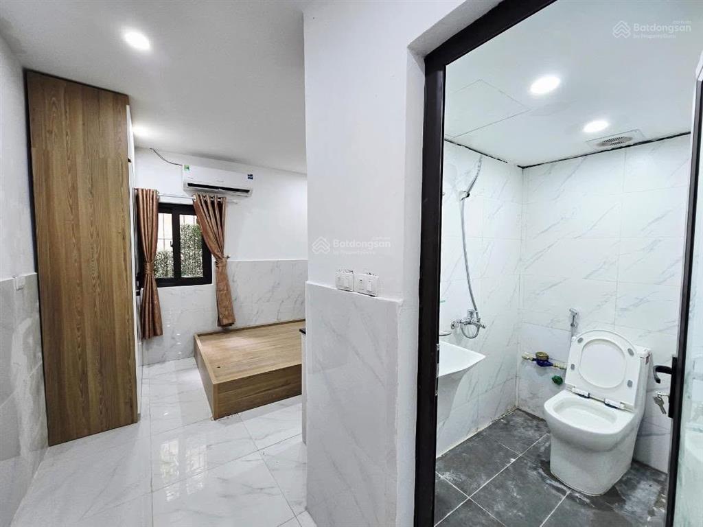 Ccmn đội cấn 54m 6 tầng thang máy 2 thoáng trước sau full nội thất 15.5 tỷ
