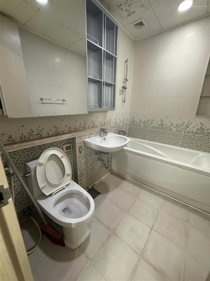 Cho thuê căn hộ 102m2, 2pn, 2wc tại hyundai hillstate, 13,5 triệu vnd, vào ở 1/8/2026
