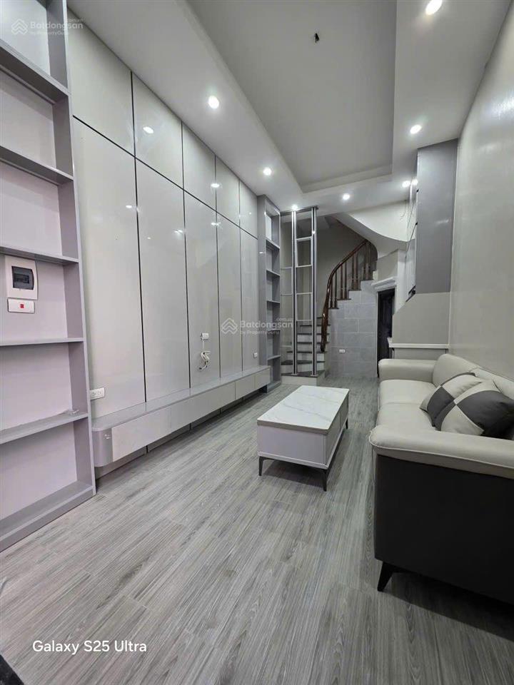 Bán nhà trong ngõ phố tam trinh gần times city. nhà chính chủ nội thất xịn gần phố