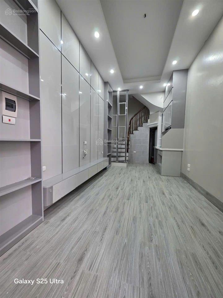Bán nhà trong ngõ phố tam trinh gần times city. nhà chính chủ nội thất xịn gần phố