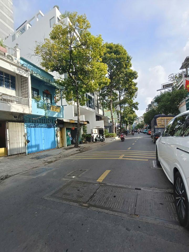 BÁN NHÀ MT TRẦN BÌNH TRỌNG P1Q5 (61 M2) SẴN SỔ HỒNG, CHỈ 36 TỶ. LH:0983341174