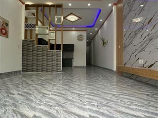  CĂN NHÀ CẤP 4 SÁT ỦY BAN CHÁNH PHÚ HÒA – 165 M2 SHR 1TY 7XX. LH:0868673151.