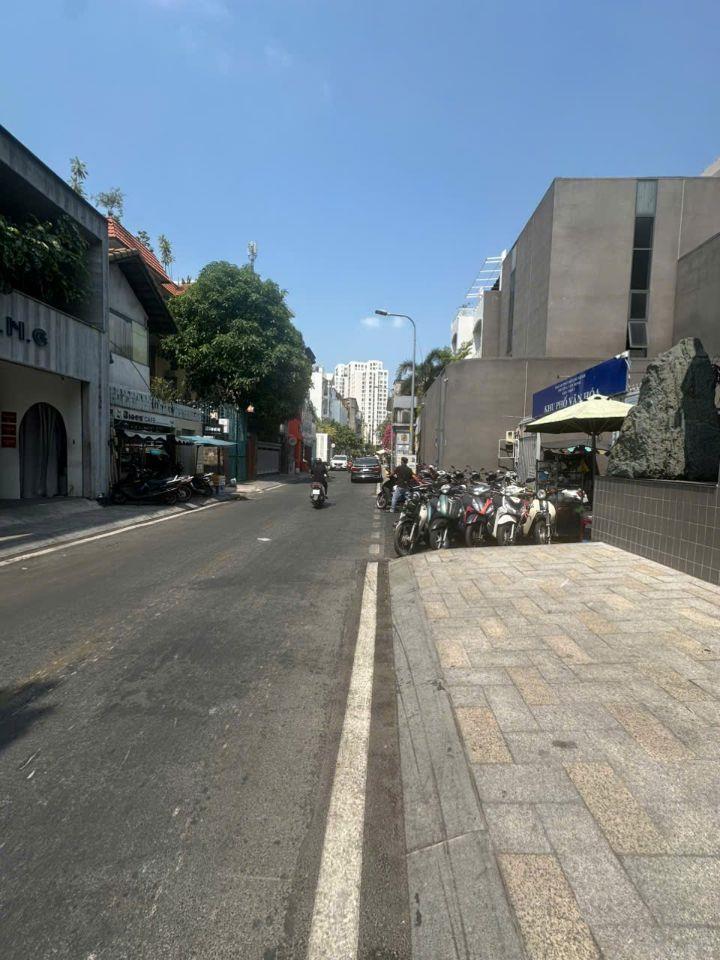 BÁN NHÀ MT SỐ 35 ĐẶNG DUNG PHƯỜNG TÂN ĐỊNH QUẬN 1 (94M2 SHR 33 TỶ) LH:0938627299.