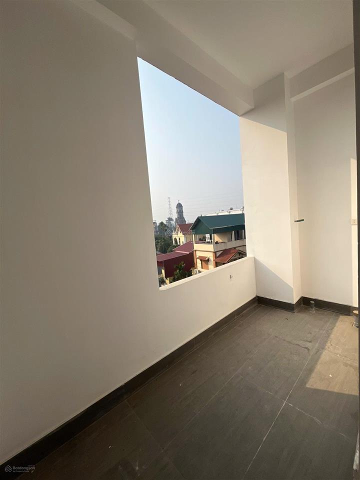 Nhà khu trong đê giá rẻ! nhà 4t*34m2 thiết kế đẹp. ngõ rộng,thoáng,gần kđt đô nghĩa. giá chỉ 4,5 tỷ