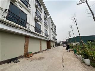 Nhà 4t*42m2 khu song phương, cách đại lộ chỉ 600m. ngõ trước nhà ô tô tránh đỗ ngày đêm. giá 5,1 tỷ