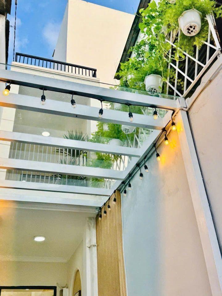 BÁN NHÀ HẺM BA GÁC ĐƯỜNG XVNT, Q.BÌNH THẠNH 123,5 M2 SHR CHỈ 5TỶ38. LH:0792022984.