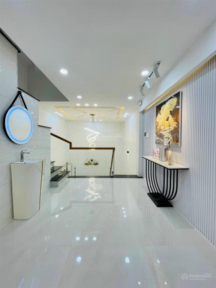 Bán nhà đẹp ở ngay 3 tầng lê văn quới, 4 x 12m, hẻm xe hơi 6m thông, chỉ 5.8 tỷ