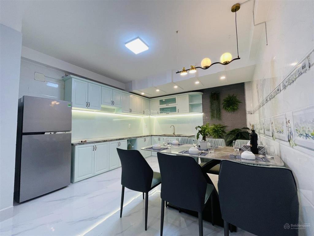 Bán nhà đẹp tô hiệu, 4 tầng, 4.2m x 20m, hẻm xe tải đổ cửa, chỉ 7.4 tỷ