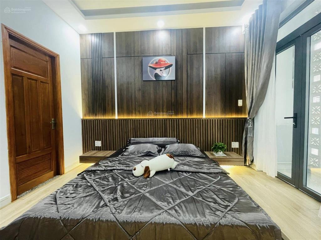 Bán nhà đẹp tô hiệu, 4 tầng, 4.2m x 20m, hẻm xe tải đổ cửa, chỉ 7.4 tỷ