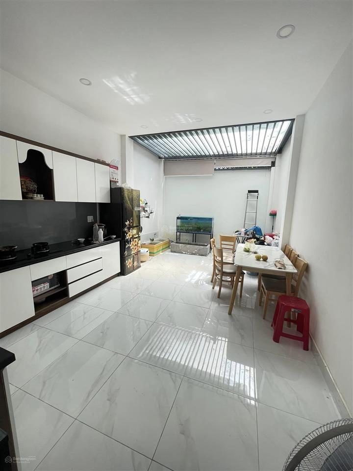 Cần bán gấp nhà 73/ đô đốc long, 4 tầng, 4 x 15m, hẻm 5m ô tô thông, chỉ 7.6 tỷ