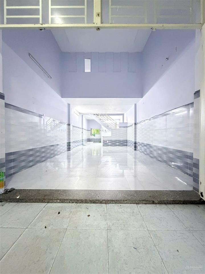 Cần bán gấp nhà nguyễn hữu tiến 2 tầng 4 x 16m hẻm xe hơi chỉ 5 tỷ