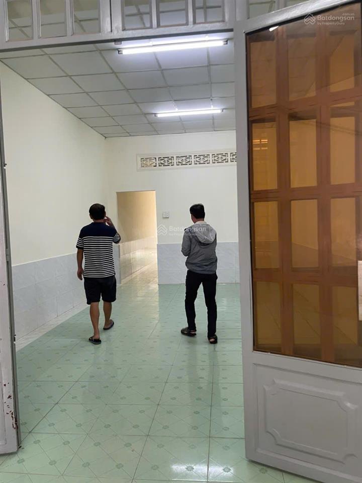 Cho thuê nhà hương lộ 2  ngang 4.2x27m  2 tầng  3 pn 3 wc  hẻm 6m  11 triệu/tháng