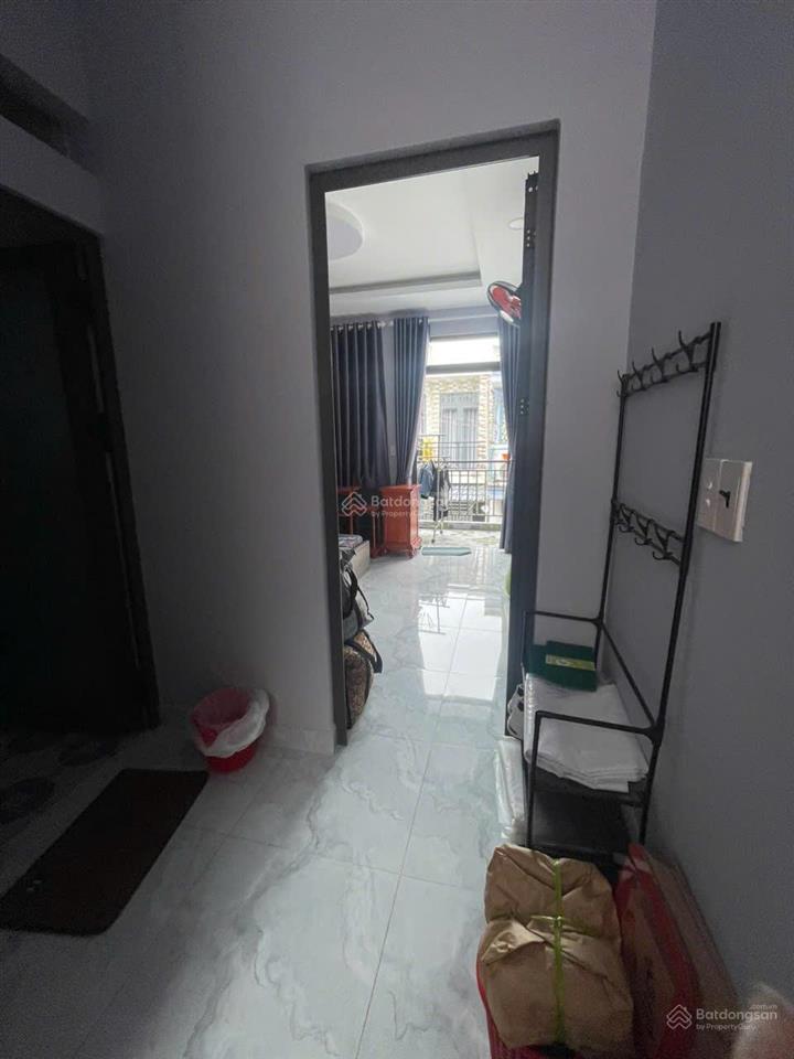 Chính chủ bán gấp nhà tân hương, 2 tầng, 4 x 14m, hẻm xe hơi, chỉ 5.5 tỷ