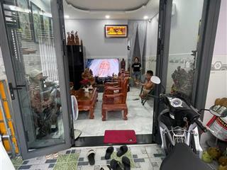 Chính chủ bán gấp nhà tân hương, 2 tầng, 4 x 14m, hẻm xe hơi, chỉ 5.5 tỷ