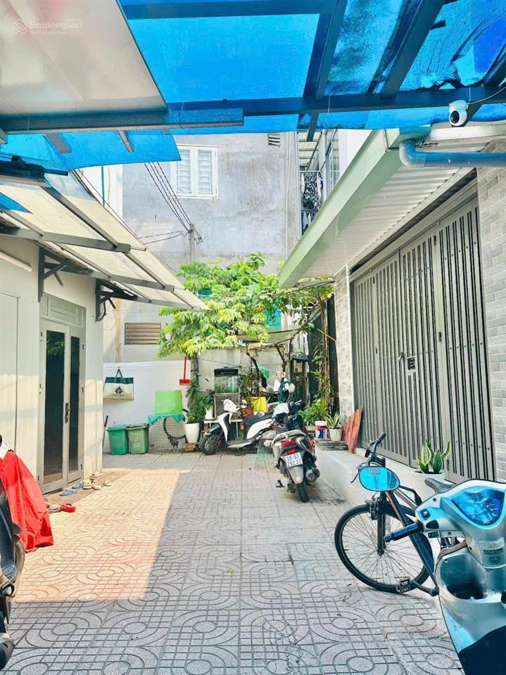 Cần bán nhà bình long  tân phú  1 trệt, 1 lầu  2pn 2wc  5.35m x 10m  chỉ 4 tỷ