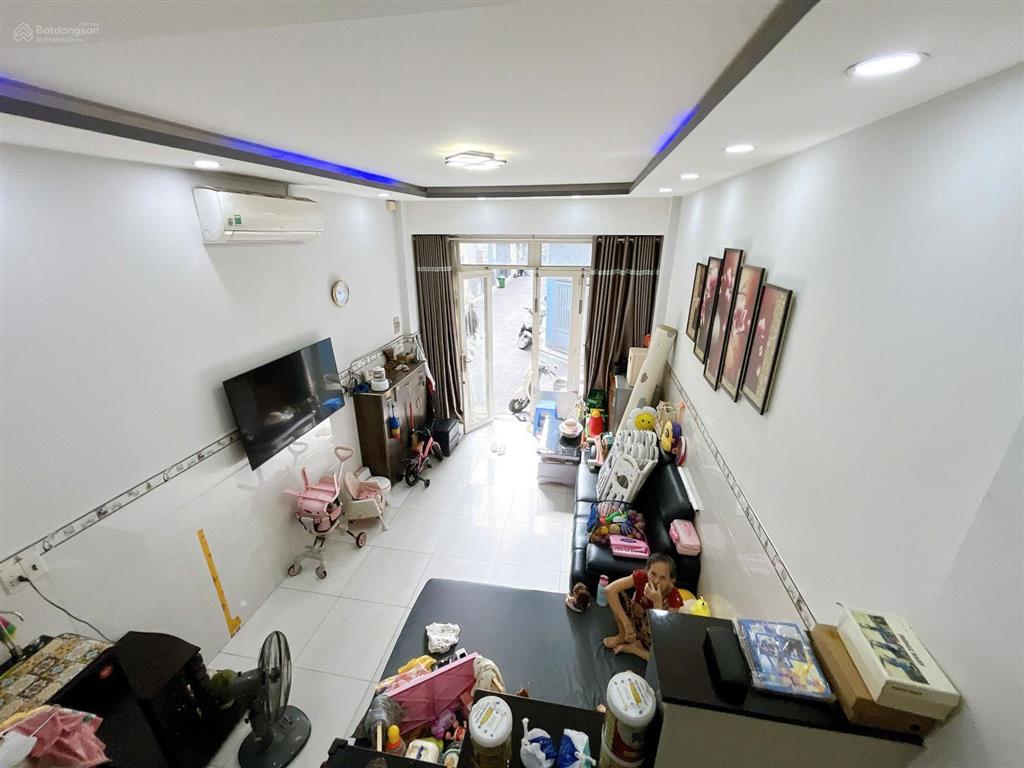 Cần bán nhà nguyễn văn săng, 3 tầng, 4 x 9m, hẻm xe hơi, chỉ 4.2 tỷ
