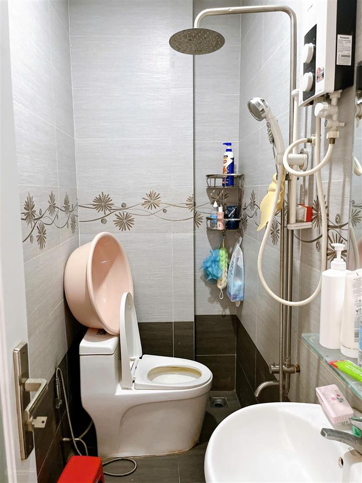 Cần bán nhà nguyễn văn săng, 3 tầng, 4 x 9m, hẻm xe hơi, chỉ 4.2 tỷ