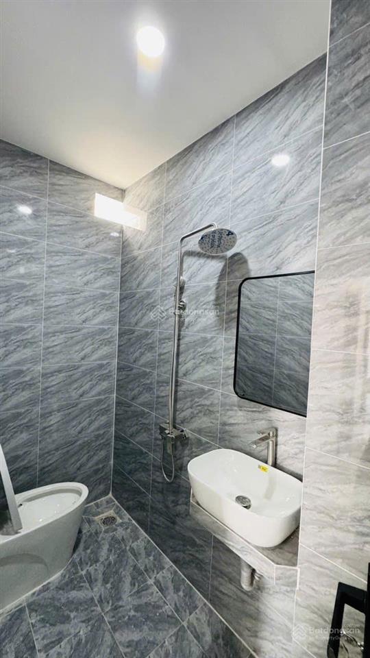 Cần bán nhà mới ở ngay tân kỳ tân quý 4 tầng btct 4.1m x 13m hẻm xe hơi  chỉ 6.8 tỷ