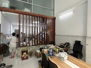 Chủ kẹt tiền cần bán gấp nhà lê văn quới, 2 tầng, 4m x 17m, hẻm xe tải, chỉ 5.5 tỷ