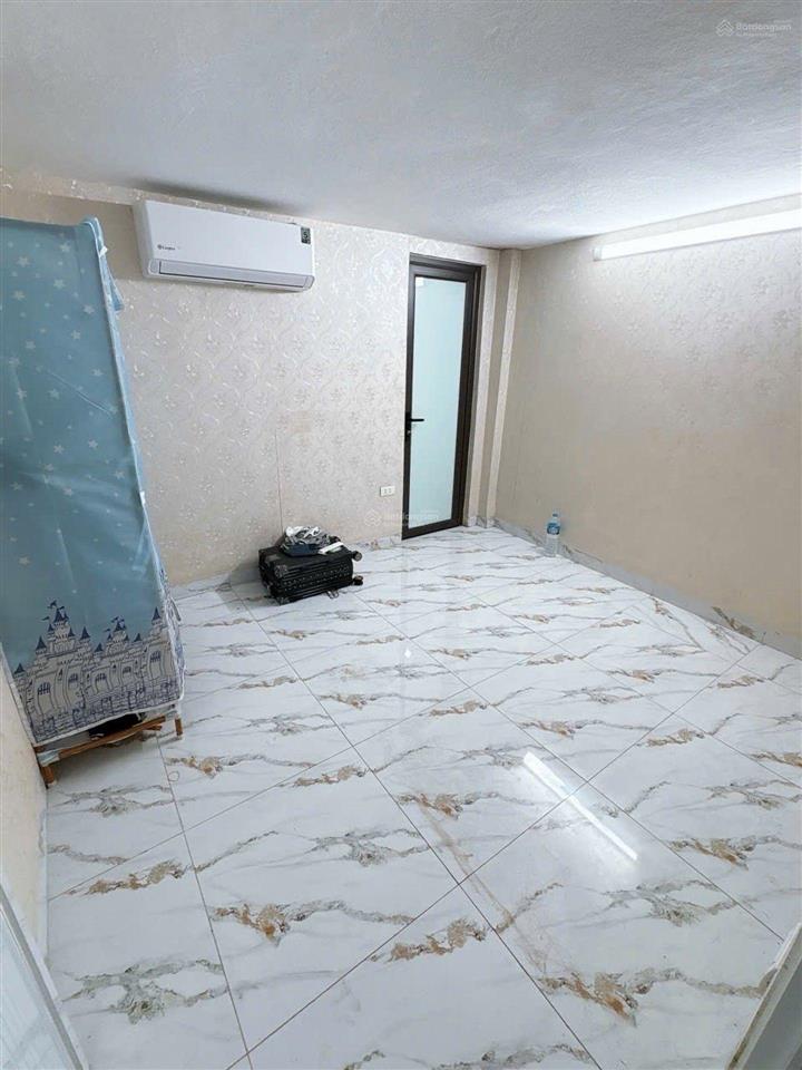 Siêu hiếm! nhà p. bồ đề 67m2, mặt tiền rộng, dân xây kiên cố, cách phố cổ 10p, chưa đến 10 tỷ