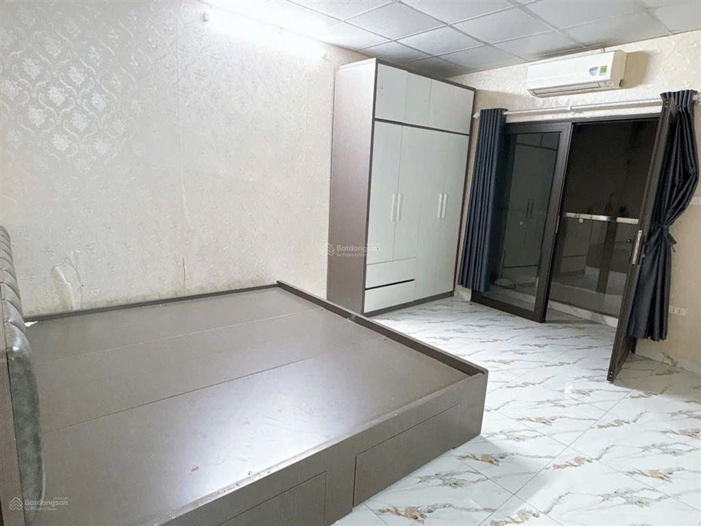 Siêu hiếm! nhà p. bồ đề 67m2, mặt tiền rộng, dân xây kiên cố, cách phố cổ 10p, chưa đến 10 tỷ