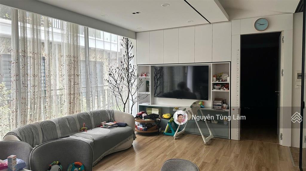 Cần bán nhà liền kề ngõ 135 nguyễn văn cừ, 85m2, 5 tầng lô góc 3 mặt thoáng