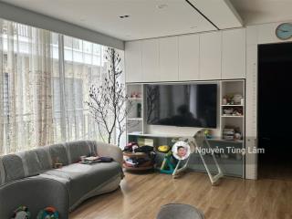 Cần bán nhà liền kề ngõ 135 nguyễn văn cừ, 85m2, 5 tầng lô góc 3 mặt thoáng