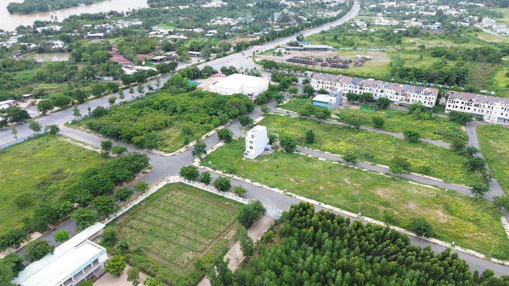 Khu 4 long hưng city giá 2,790 tỷ diện tích 100m2 đường 12m