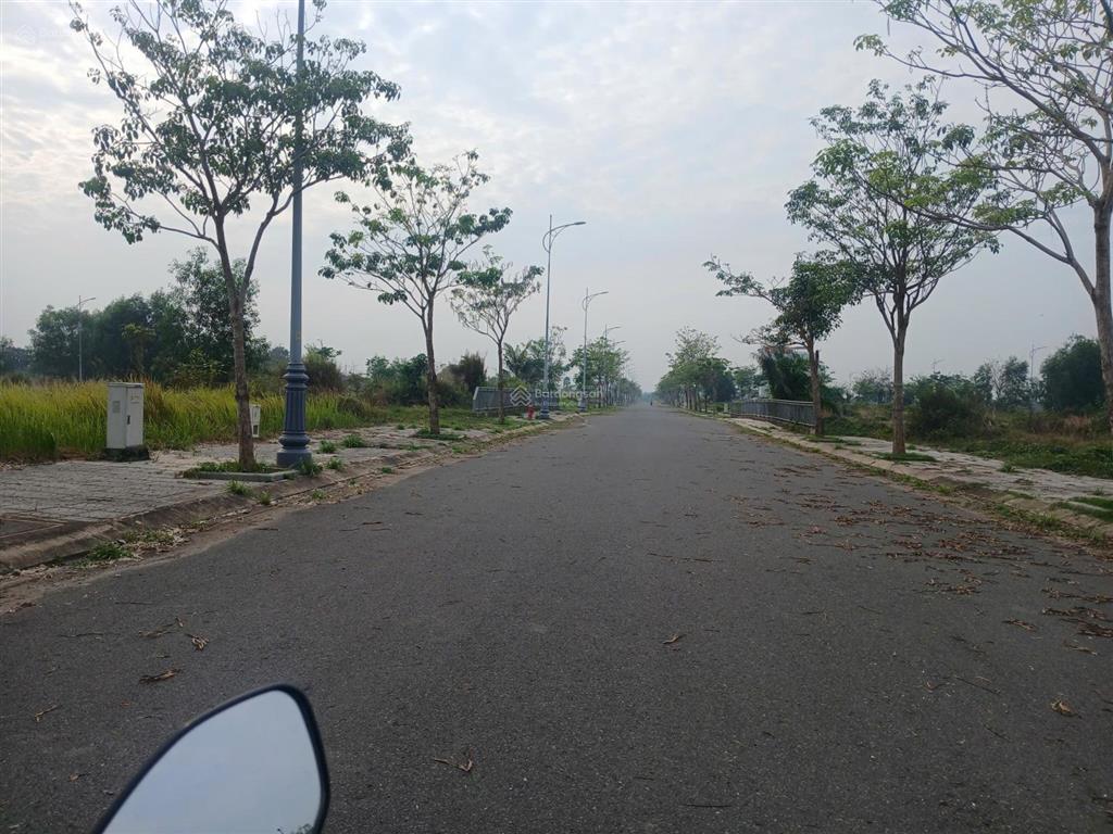 Chính chủ bán lô đất đường 18m dự án biên hoà new city khu hưng vượng