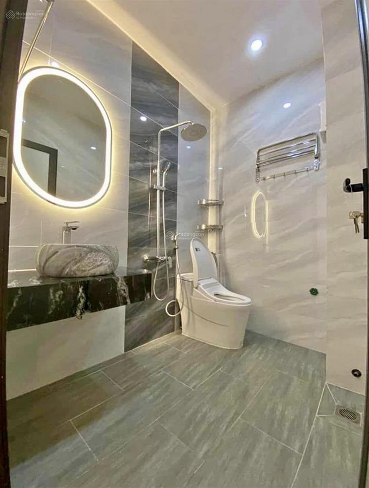 Bán b10a nam trung yên, 50m2, 2pn, nhà đẹp 4.9 tỷ. 0975 118 ***
