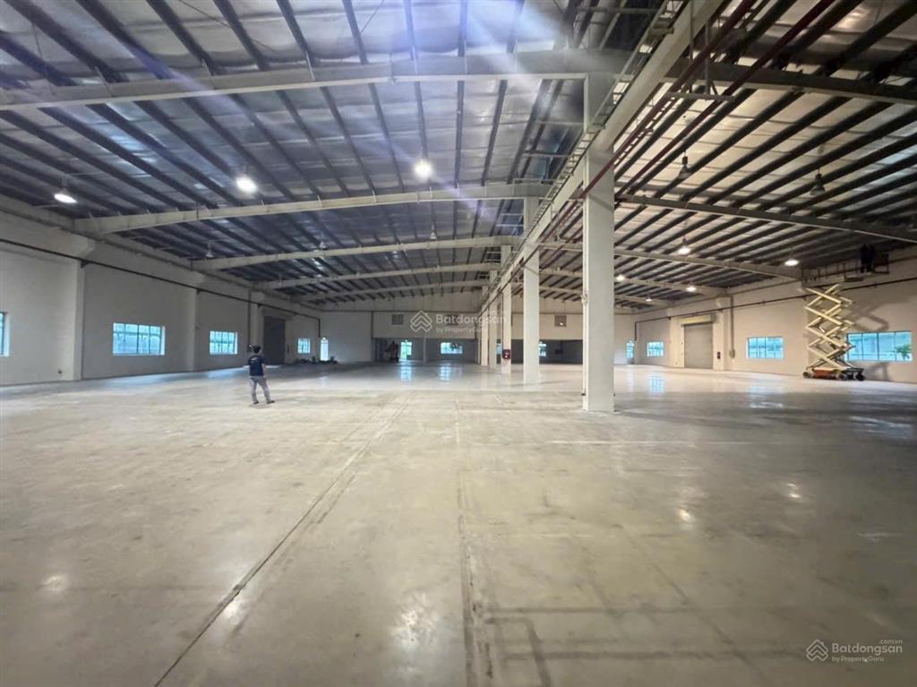Cho thuê xưởng 2700m2 mới đẹp trong kcn amata biên hoà đồng nai chỉ 410 triệu/tháng