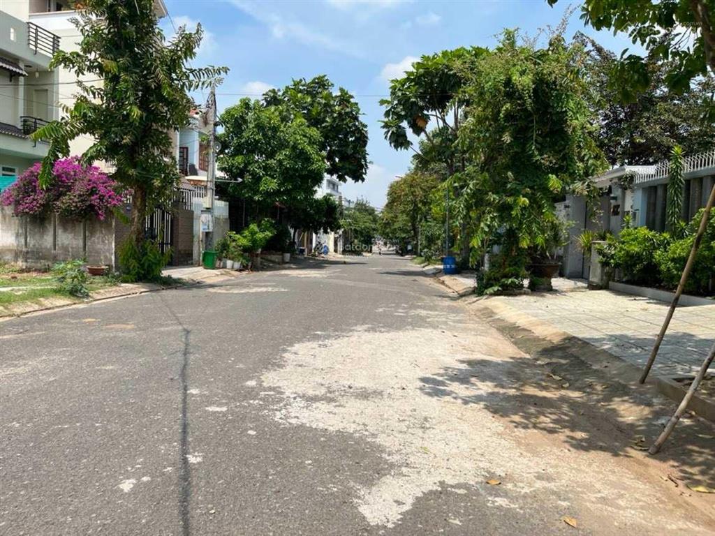Bán lô đất thổ cư (11,5x22m) đường 668 trục quốc lộ 13 thông qua chợ hiệp bình thủ đức