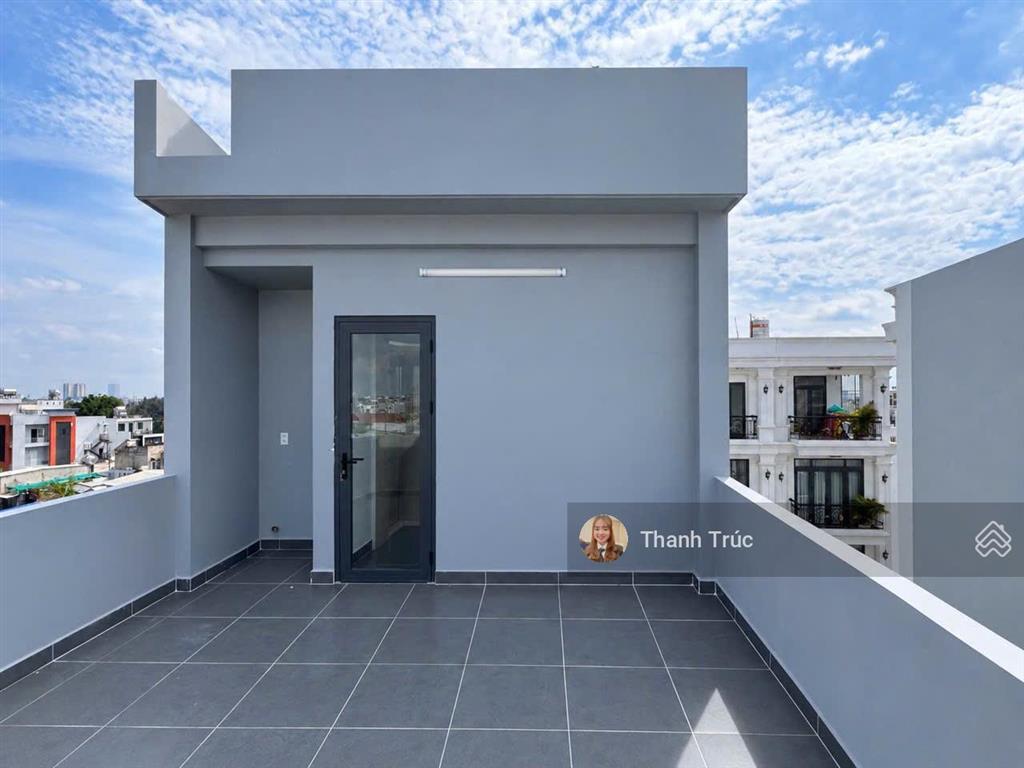 Bán nhà xây mới 5 lầu có thang máy đường 40 chợ hiệp bình đầy đủ tiện ích