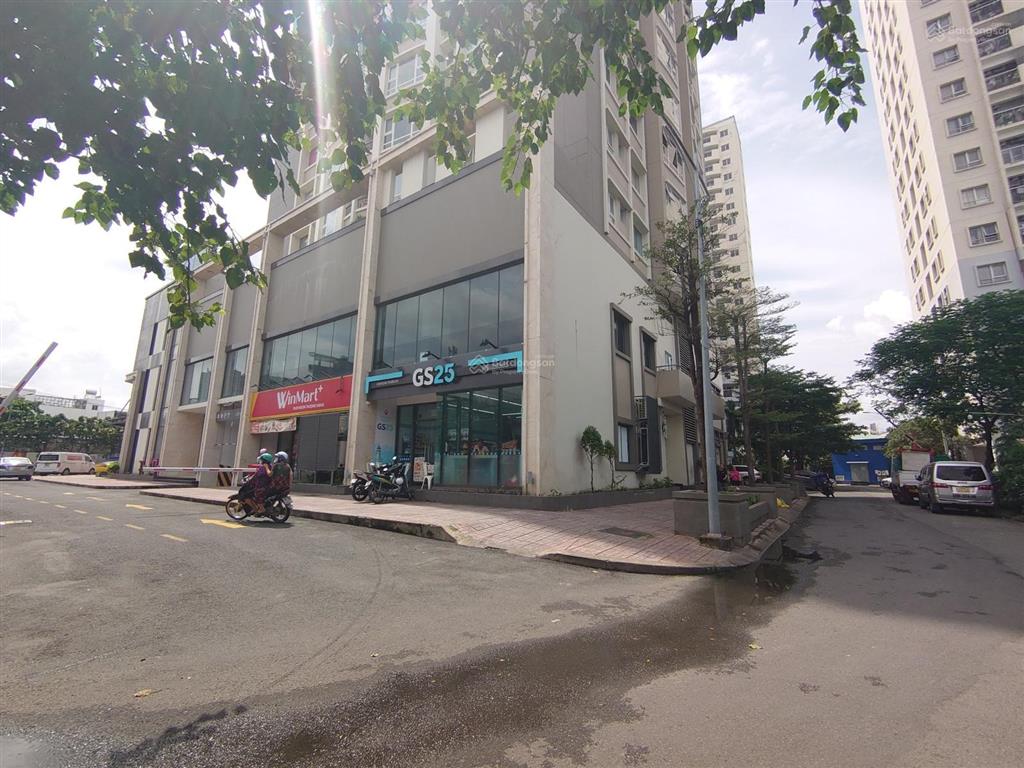 Shophouse tầng trệt sở hữu lâu dài chung cư summer square