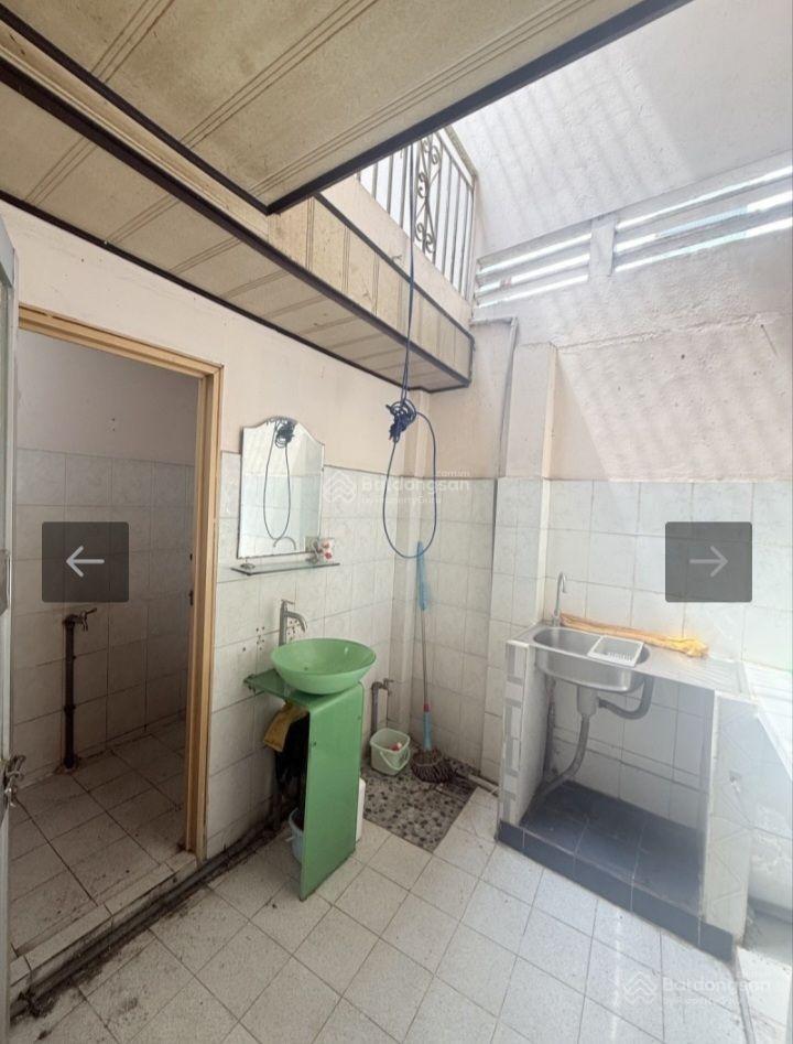 Bán nhà riêng đẹp tại bình thới, giá thương lượng 4,8 tỷ, 37m2, 2pn, 2wc, nhiều tiện ích