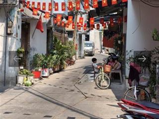 Chính chủ gửi bán gấp căn nhà âu cơ quận 11 diện tích 25m2 ngang 3,5m dài 7,5m giá thương lượng 2.8