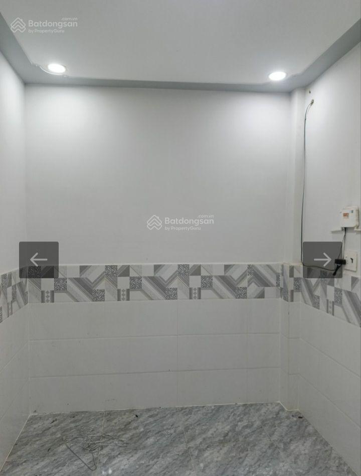 Chính chủ bán nr 18m2 tại huỳnh văn chính, 2pn, 3wc, giá 2,1 tỷ