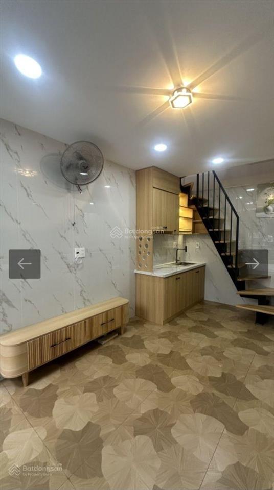 Bán nr tại hồng bàng, q11, gần cây gõ 2,88 tỷ, 15m2, 2pn, 2wc, 3 tầng, mặt tiền 4.5m, ngõ 4.5m