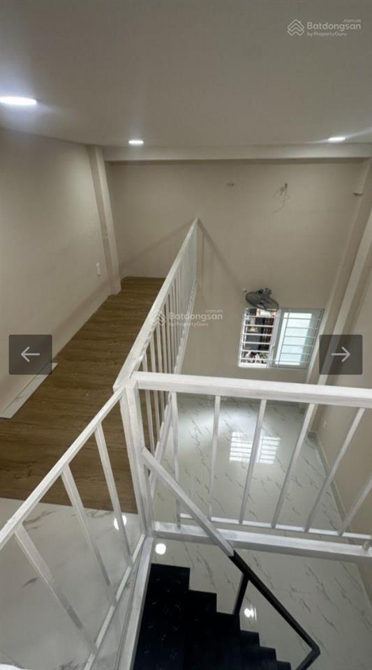 Bán nr tại hồng bàng, q11, gần cây gõ 2,88 tỷ, 15m2, 2pn, 2wc, 3 tầng, mặt tiền 4.5m, ngõ 4.5m