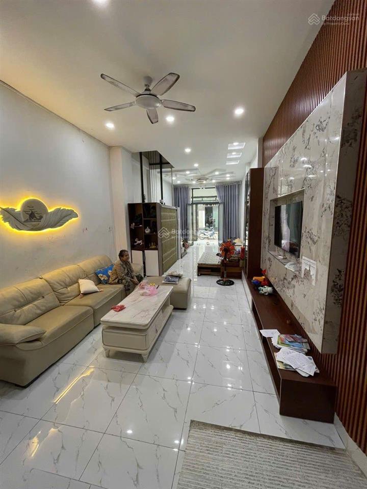 Nhà riêng hot 4 tầng hẻm xe tải tại đường 14, bình hưng hòa a, q.bình tân,9,5 tỷ, 100m2 alo em ạ