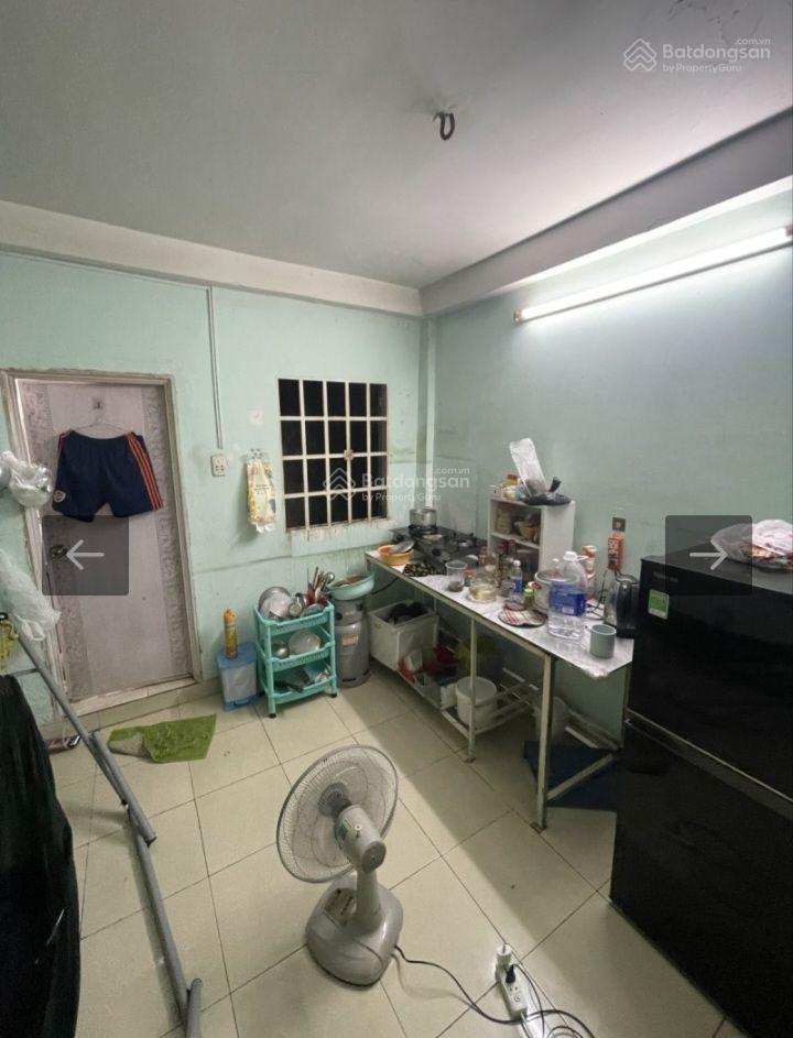Bán nhà mặt phố 33m2,giá thương lượng 5,2 tỷ tại lạc long quân, p 3, q11, tp.hcm