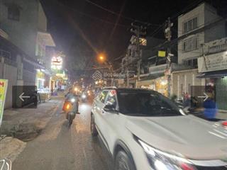 Bán nhà mặt phố 33m2,giá thương lượng 5,2 tỷ tại lạc long quân, p 3, q11, tp.hcm