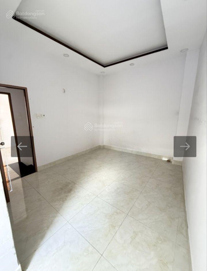 Bán nr 3 tầng tại âu cơ,giá thương lượng 3,65 tỷ, 28m2, 2pn, 2wc, 4x7= 28m2 alo 0965 177 *** vũ nam