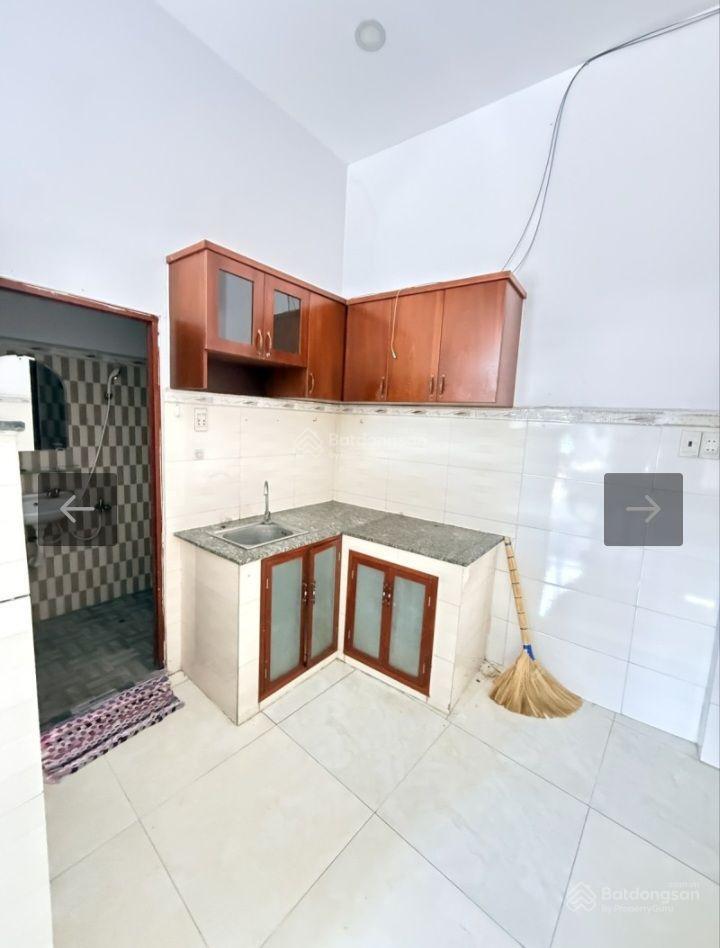 Bán nr 3 tầng tại âu cơ,giá thương lượng 3,65 tỷ, 28m2, 2pn, 2wc, 4x7= 28m2 alo 0965 177 *** vũ nam