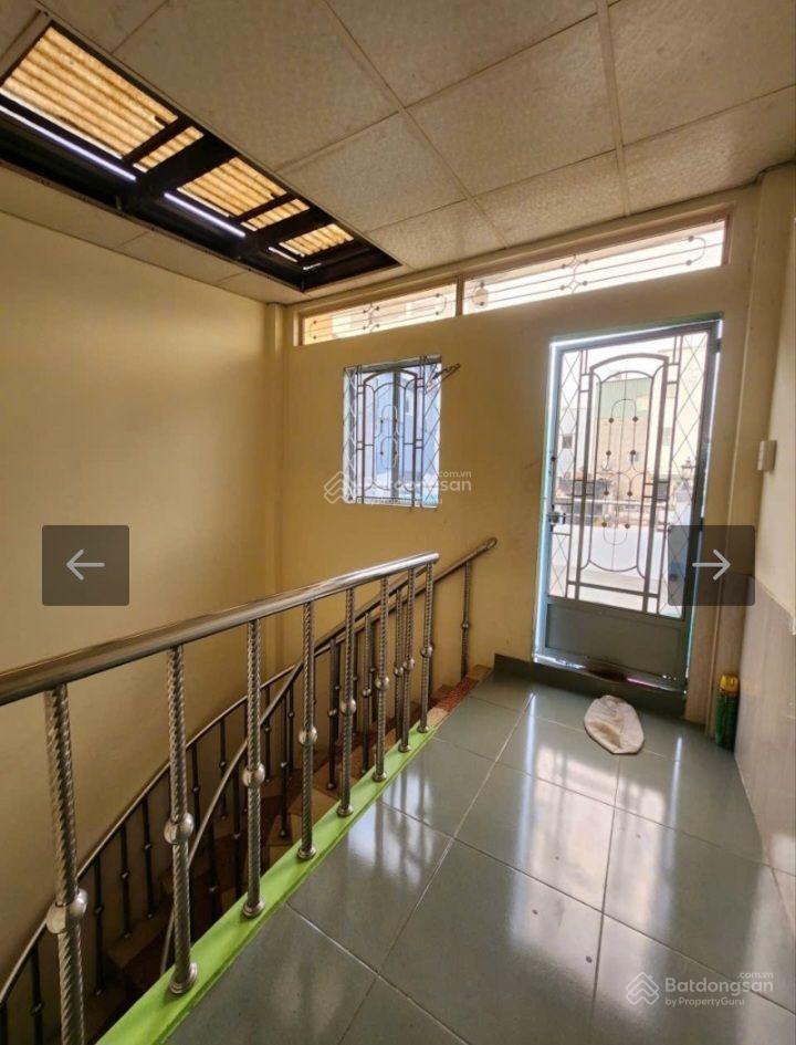 Bán gấp nr đẹp tại lê thị bạch cát hẻm xe hơi,giá thương lượng 5,7 tỷ, 42m2, 2pn, 2wc