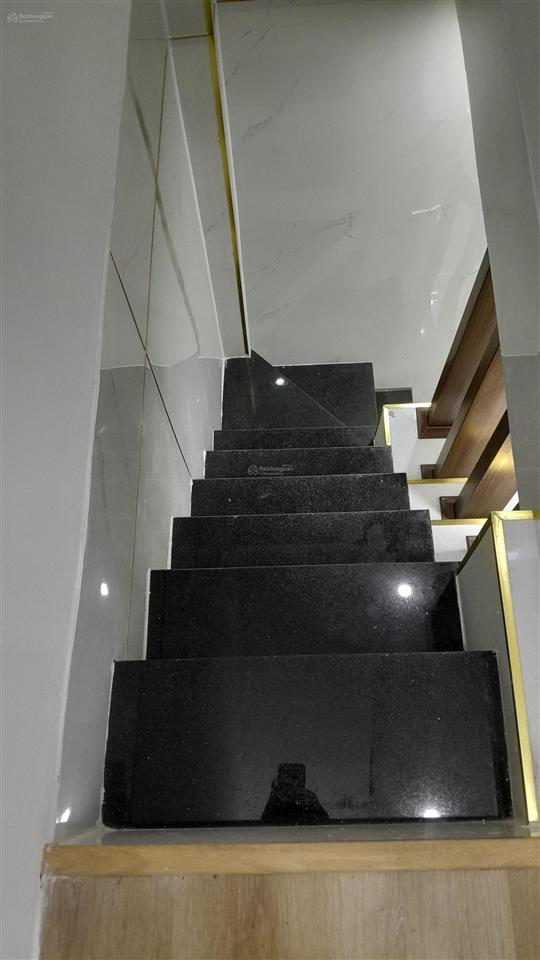 Bán nr view đẹp tại phú thọ hòa, giá thương lượng 2,5 tỷ, 17m², 1pn, 2wc, 2 tầng