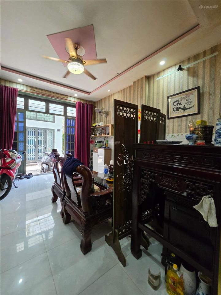 Bán nhà riêng đẹp tại phú thọ hòa, giá thương lượng 4,55 tỷ, 32m², 3pn, 3wc, tiện ích đầy đủ
