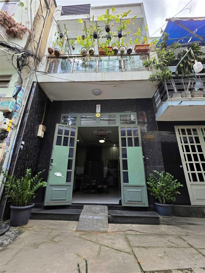 Bán nhà riêng đẹp tại phú thọ hòa, giá thương lượng 4,55 tỷ, 32m², 3pn, 3wc, tiện ích đầy đủ